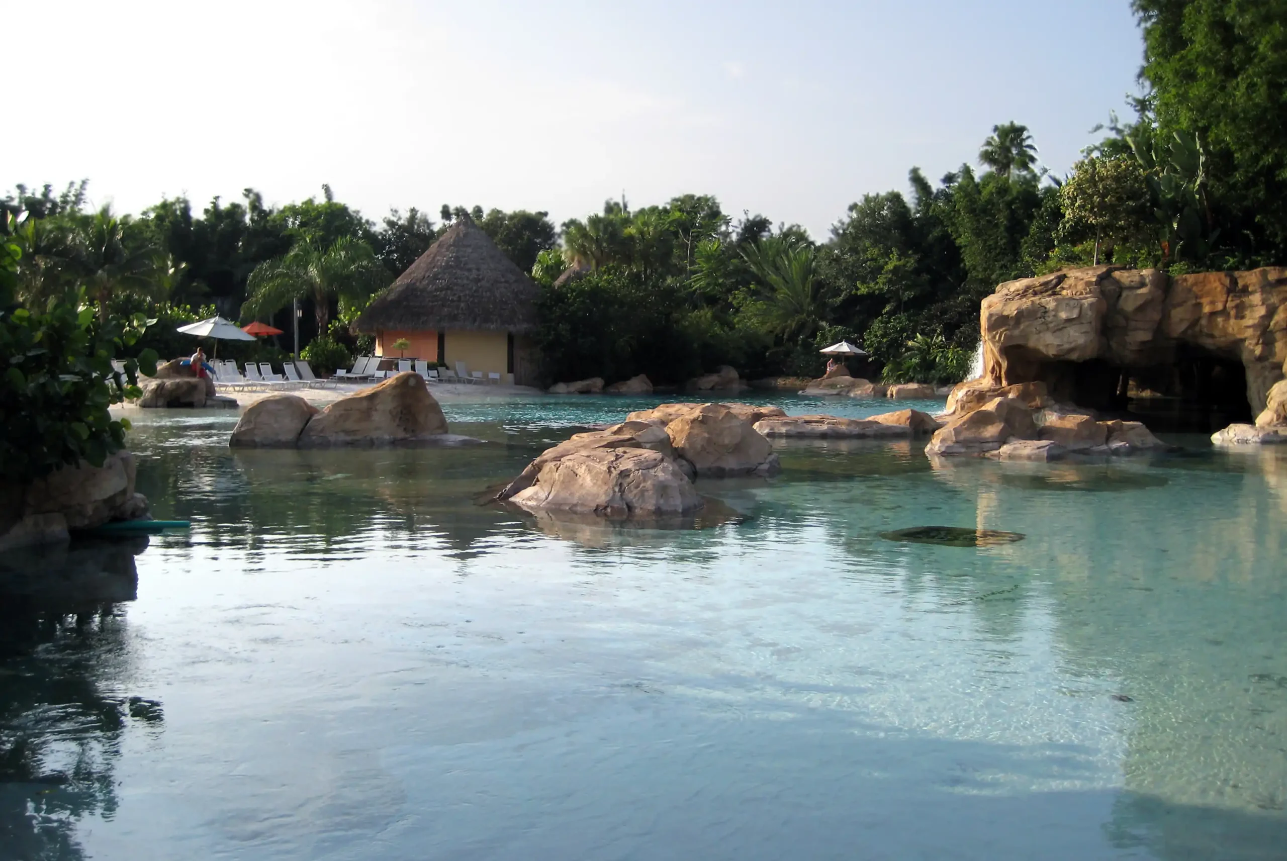 discovery cove resort pool